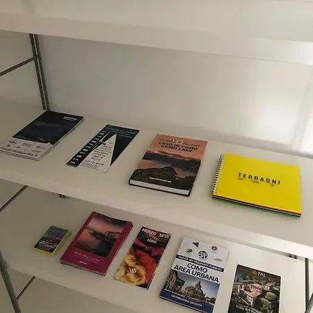 Attraente Alloggio Razionalista Appartamento